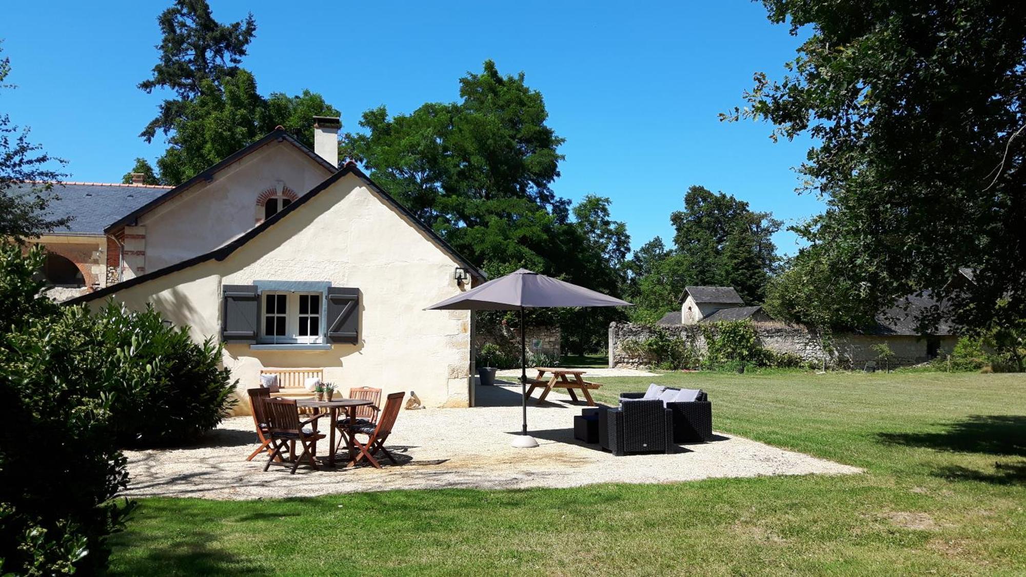 Chateau La Mothaye - Self Catering Apartments With Pool In The Loire Valley Les Bois-d'Anjou Habitación foto
